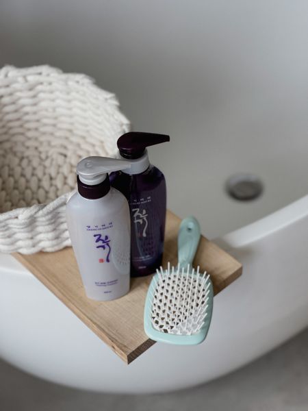 Восстанавливающий шампунь для волос Daeng Gi Meo Ri Vitalizing Shampoo, 300 мл 0610 фото