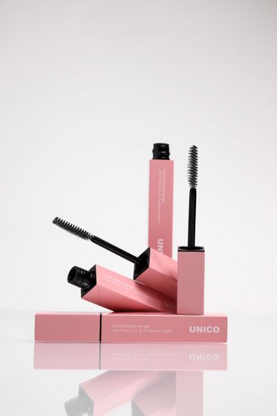 Стойкий&nbsp;прозрачный гель-скульптор для бровей UNICO Laminating Brow Gel, 10 г 1101 фото
